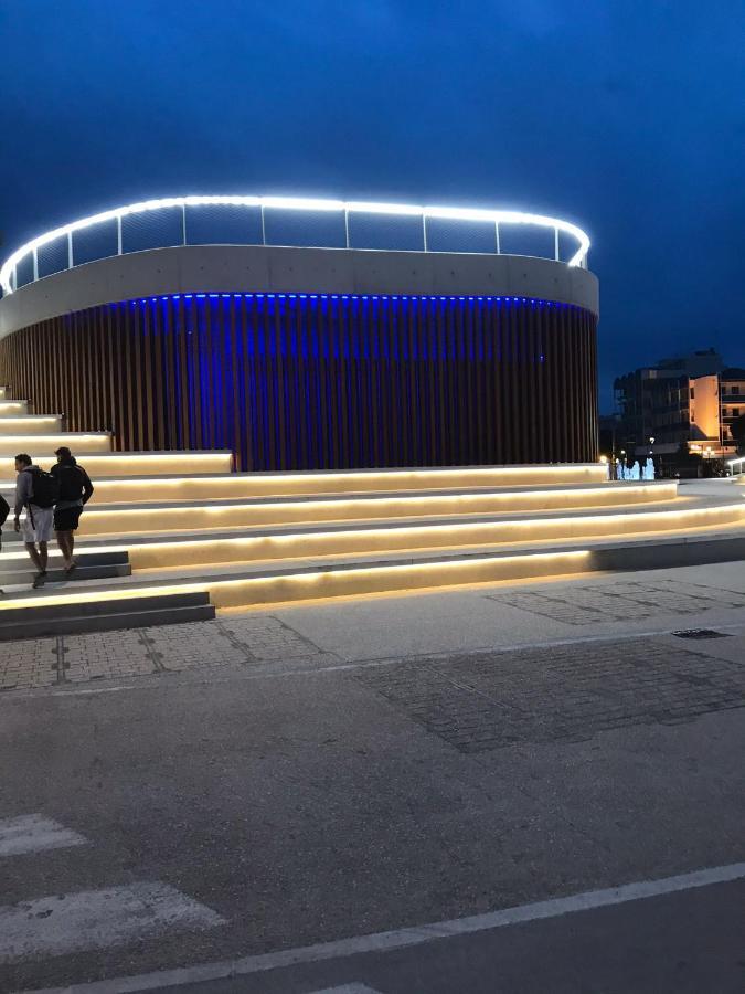 Hotel Morri'S Rimini Exteriör bild